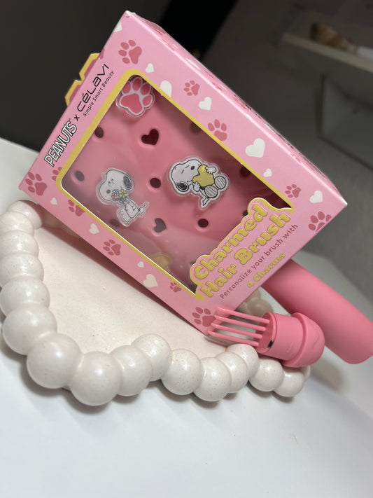 Celavi Cepillo Snoopy Rosa con Charms (no incluye decoración)