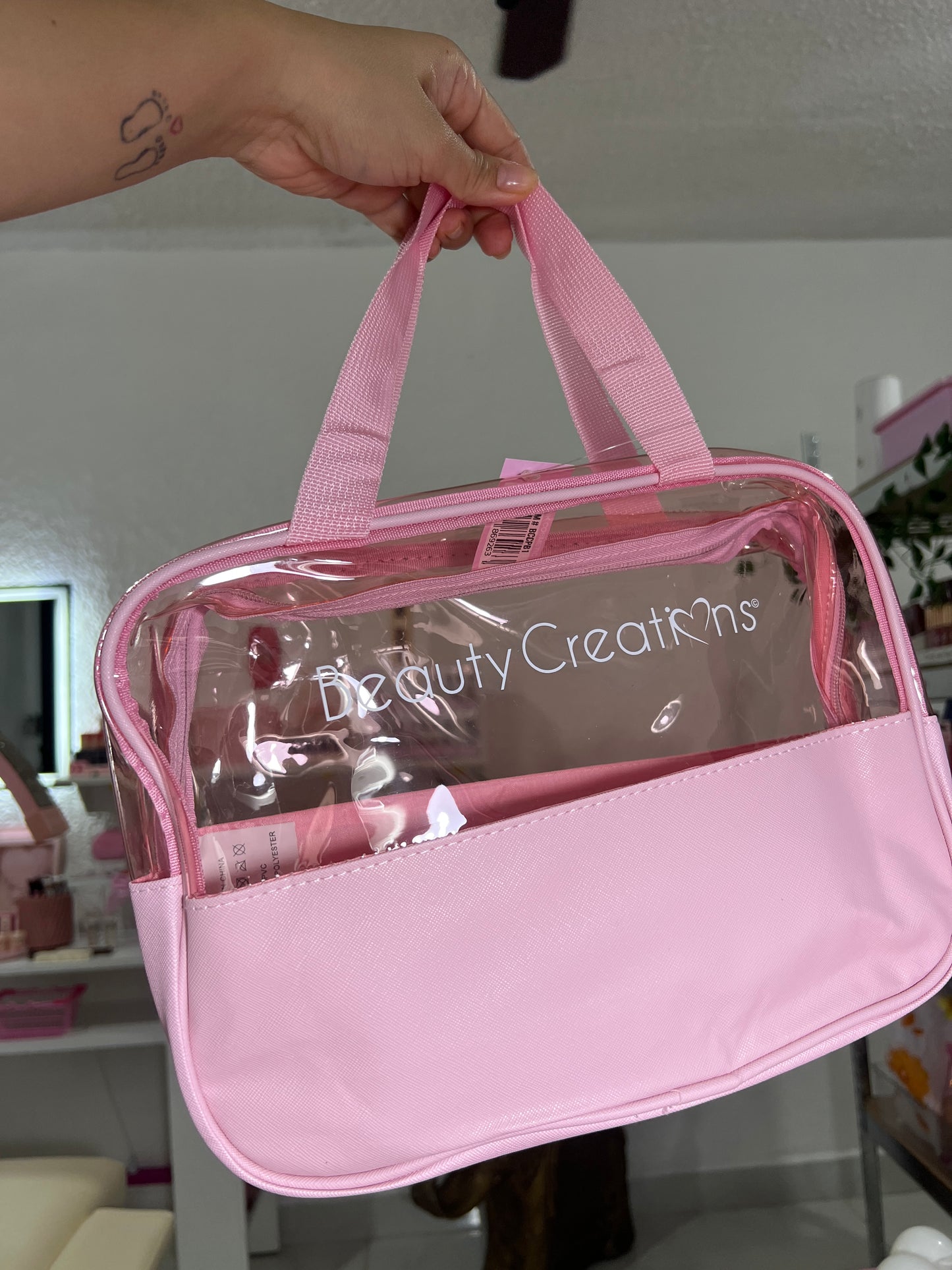 Beauty Creations 🌷Cosmetiquera Maletín Rosa 🎀🐇