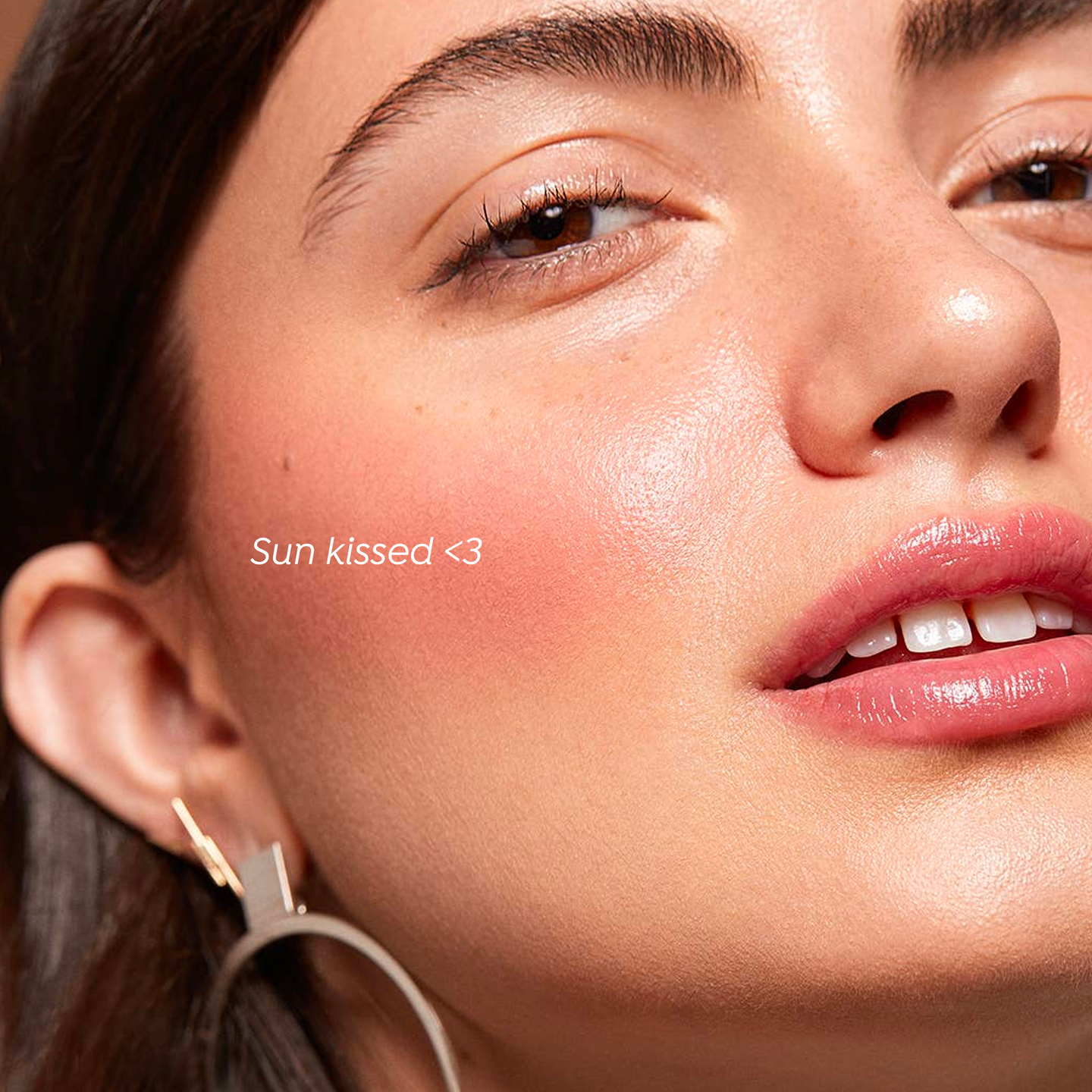 Dapop Sun Kissed Rubor Stick en Crema Tono Tangerine